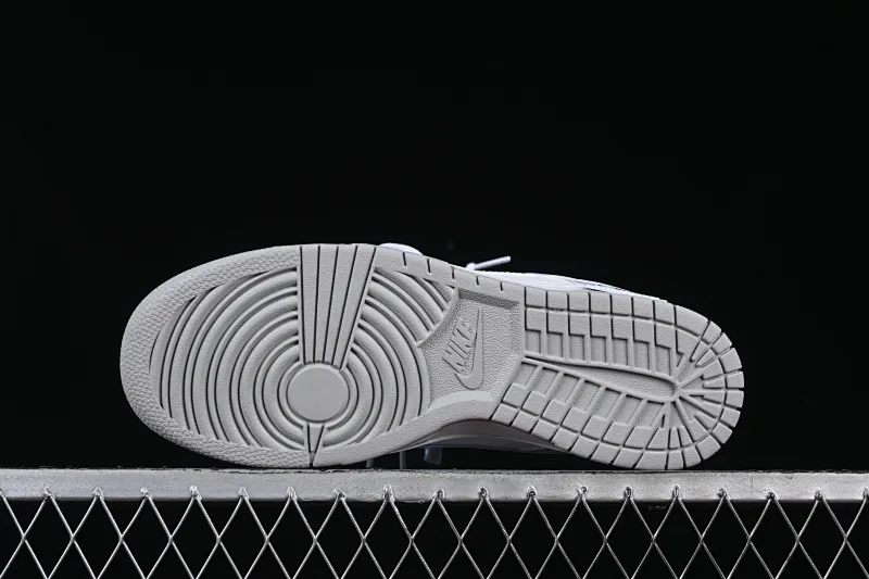 All Categories Nk SB Dunk Series Nk SB Dunk Low Low-top sneakers Nk Dunk CNY Year of the Snake Steam Puppet New Chinese style Chinese style gift box Pearl of the Snake Low-top casual sneakers DD1391-103